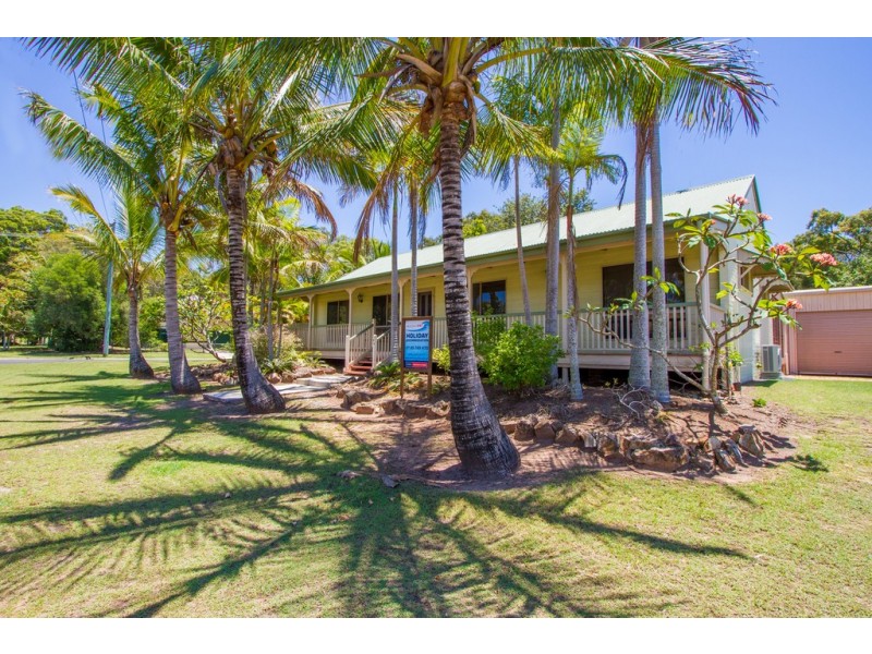 64 Graham Colyer Drive, Agnes Water QLD 4677