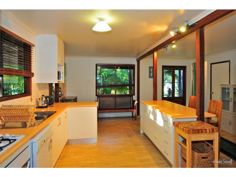 14 Agnes Street, Agnes Water QLD 4677