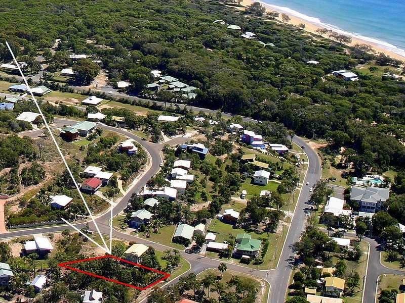 4 Banksia Drive, Agnes Water QLD 4677