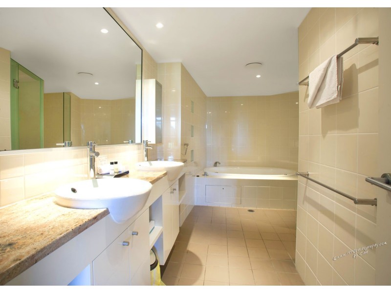207 Beaches Village Circuit, Agnes Water QLD 4677