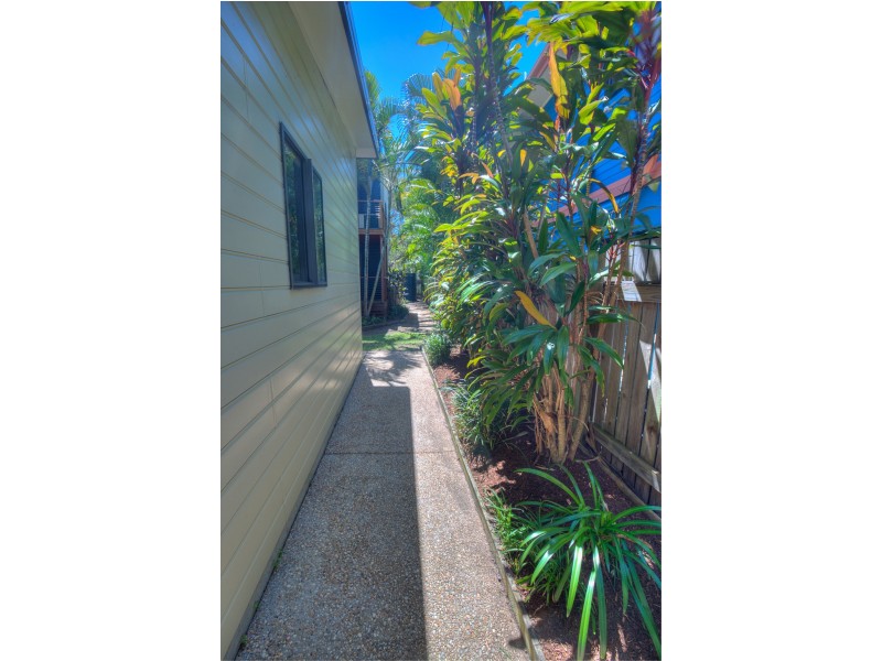 2/18 Discovery Drive, Agnes Water QLD 4677