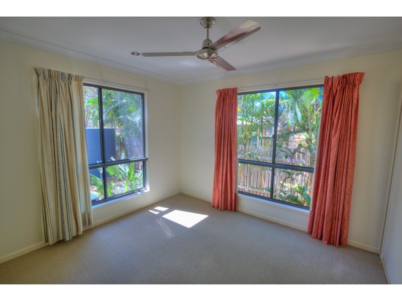 2/18 Discovery Drive, Agnes Water QLD 4677