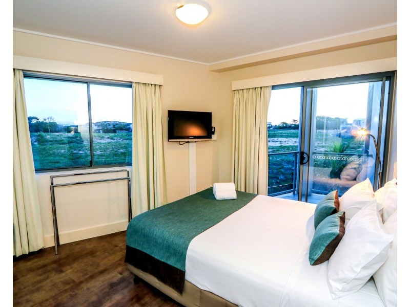 409 Beaches Village Circuit, Agnes Water QLD 4677