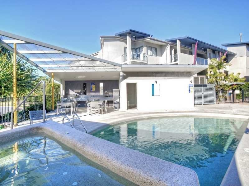 304/1 Beaches Village Circuit, Agnes Water QLD 4677