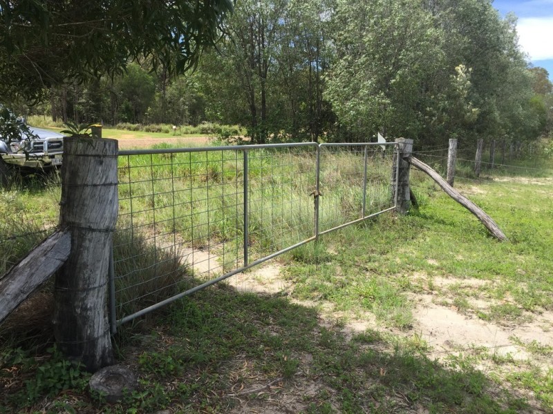 L25 Creevey Drive, Captain Creek QLD 4677