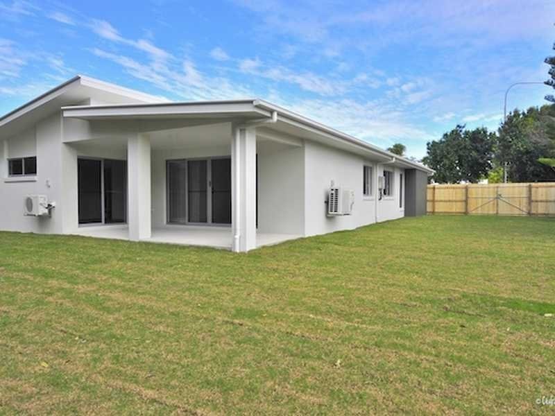 1 Joseph banks, Agnes Water QLD 4677