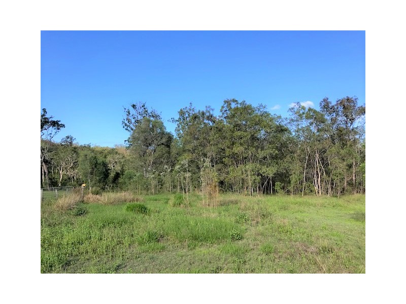 1 Dillon Road, Captain Creek QLD 4677