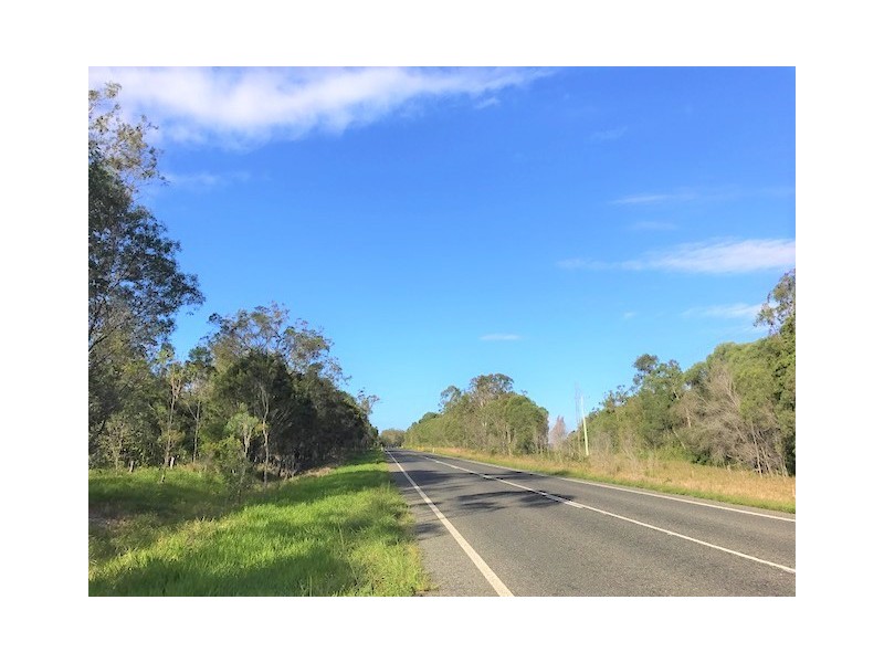 1 Dillon Road, Captain Creek QLD 4677
