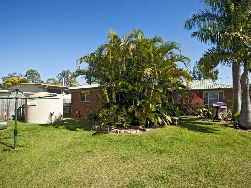 8 Kent Street, Bororen QLD 4678