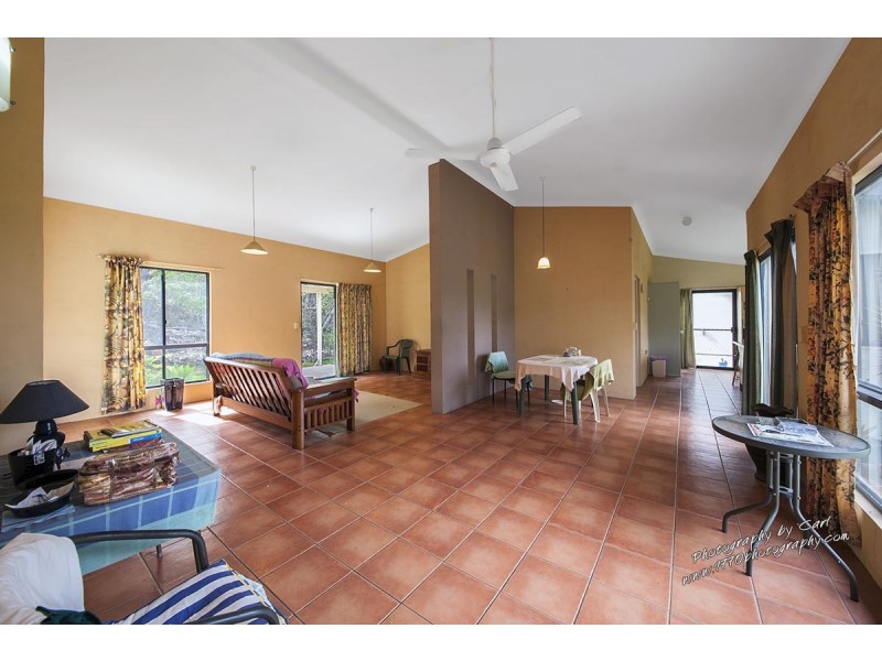 71 JOSEFSKI RD, Agnes Water QLD 4677