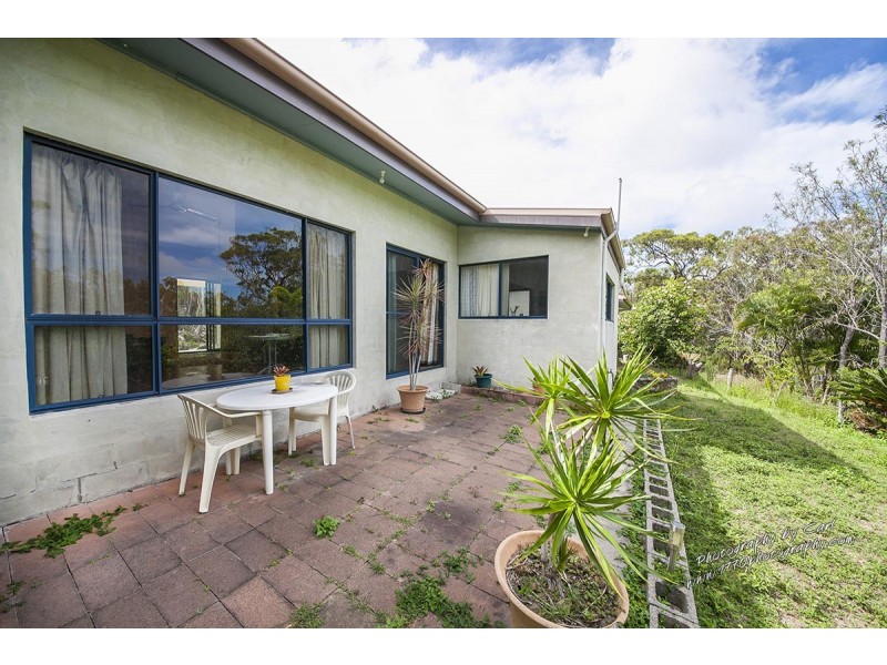 71 JOSEFSKI RD, Agnes Water QLD 4677