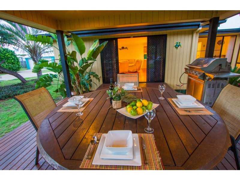 12 Marine Parade, Agnes Water QLD 4677