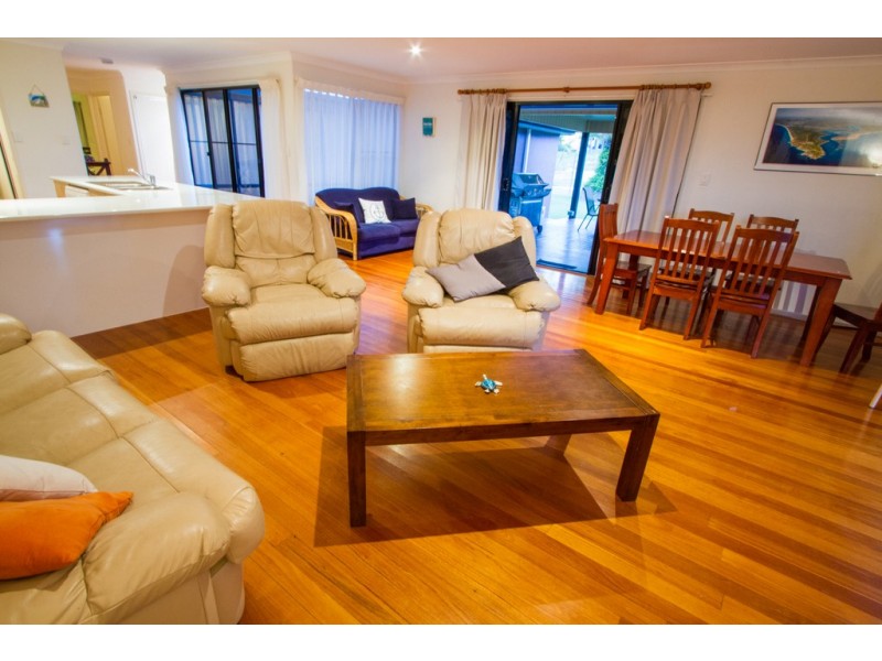 12 Marine Parade, Agnes Water QLD 4677