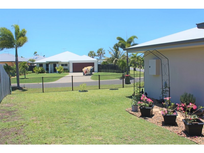 6 Sunset Drive, Agnes Water QLD 4677