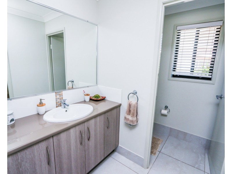 10 Atlantis Bvd, Agnes Water QLD 4677