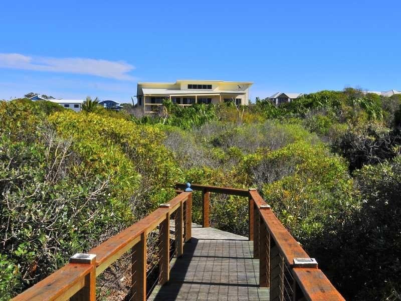 6 Atlantis Boulevard, Agnes Water QLD 4677