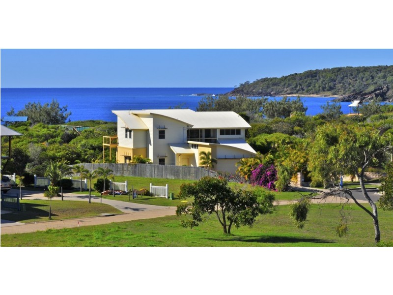 31 Atlantis Boulevard, Agnes Water QLD 4677
