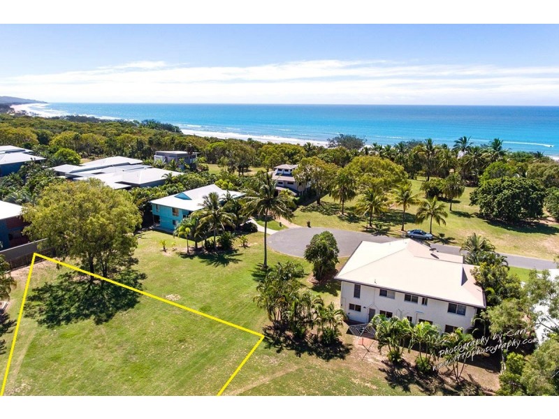 14 Beach houses Road, Agnes Water QLD 4677