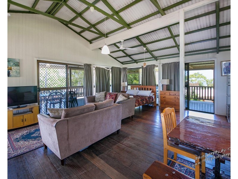 3 Elliot Street, Seventeen Seventy QLD 4677