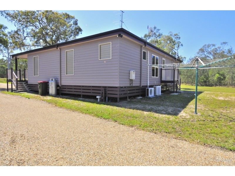 300 Masthead Drive, Agnes Water QLD 4677