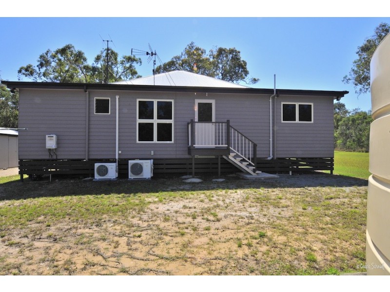 300 Masthead Drive, Agnes Water QLD 4677