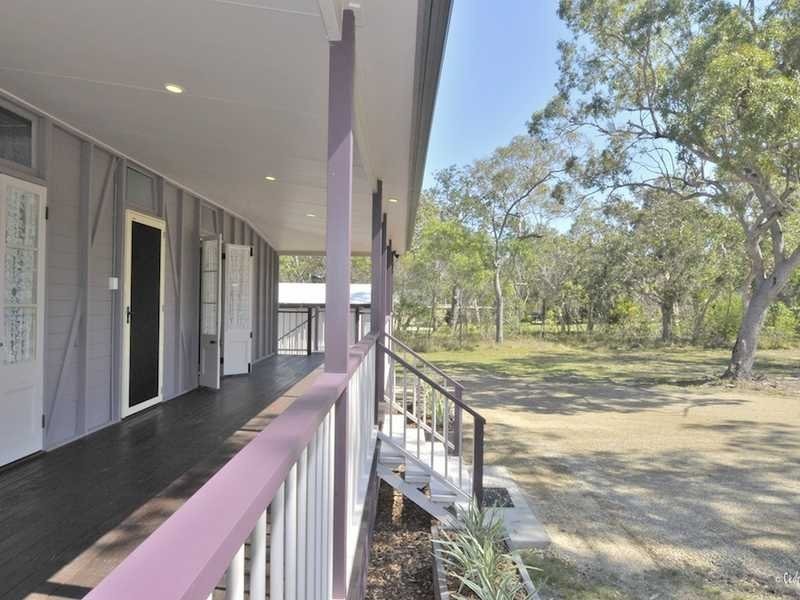 300 Masthead Drive, Agnes Water QLD 4677