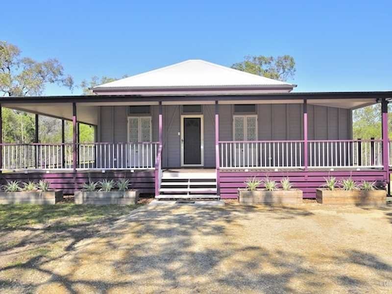 300 Masthead Drive, Agnes Water QLD 4677