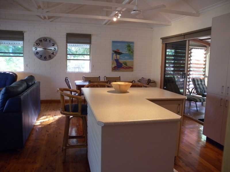 64 Grahame Colyer, Agnes Water QLD 4677