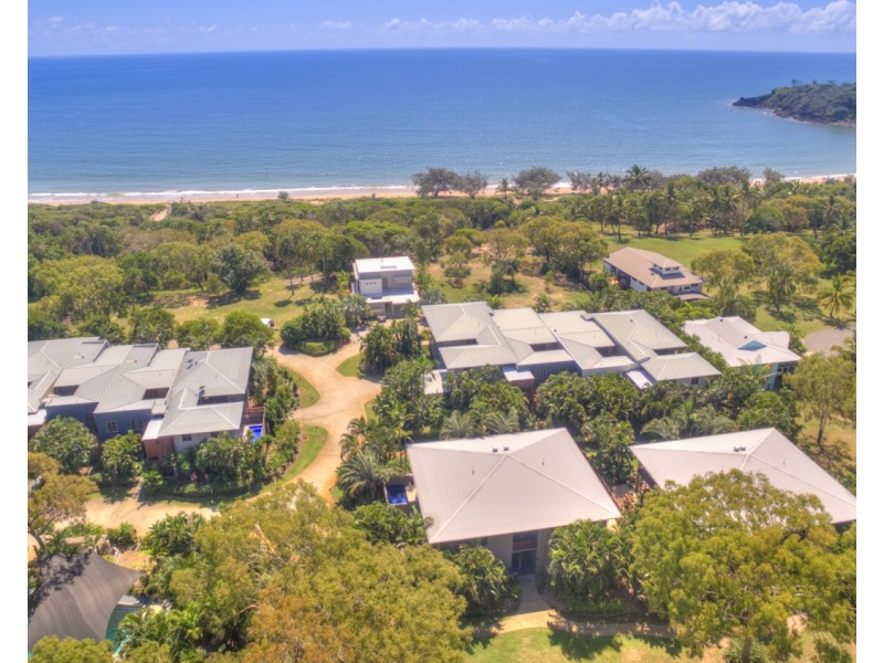 BH 18 Ocean Beach Drive, Agnes Water QLD 4677