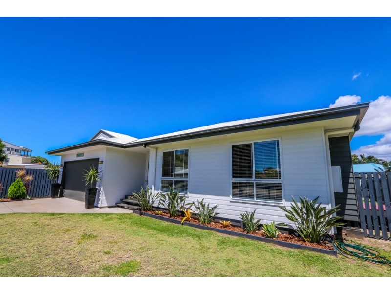 3 Dolphin Court, Agnes Water QLD 4677