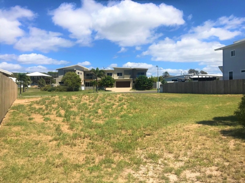 7 The Promenade, Agnes Water QLD 4677