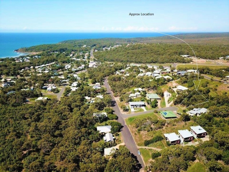 8 Goldsands Court, Agnes Water QLD 4677