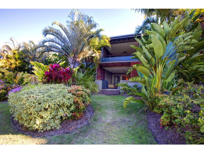 11/4 Ocean Beach Drive, Agnes Water QLD 4677