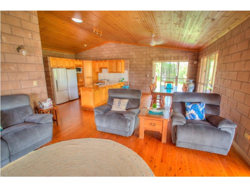 188 Masthead Drive, Agnes Water QLD 4677