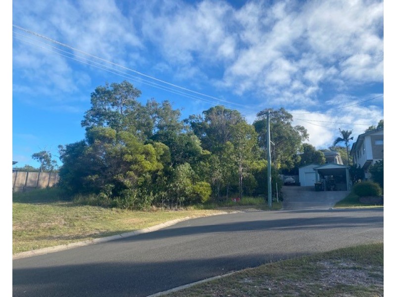 4 Zamia Court, Agnes Water QLD 4677