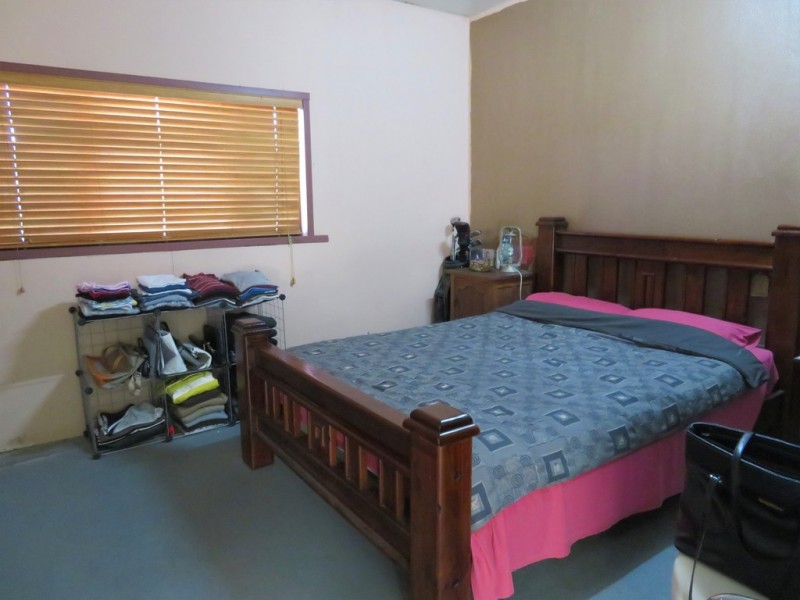 94 Freshwater Court, Deepwater QLD 4674