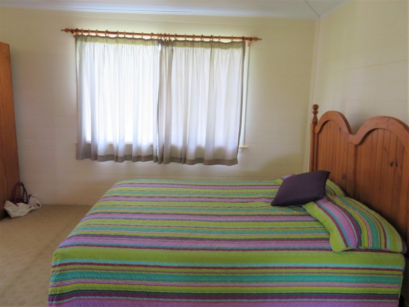 418 Bindaree Road,, Mount Tom QLD 4677