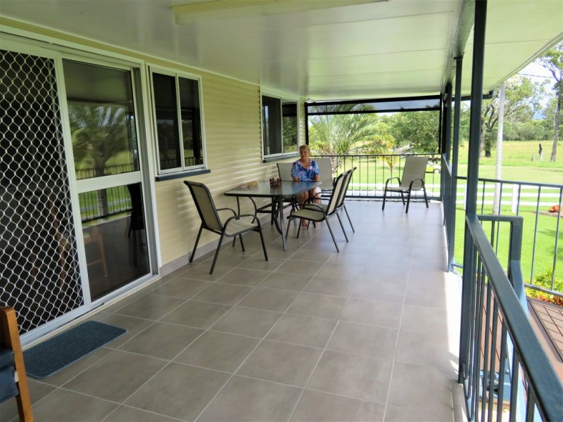 418 Bindaree Road,, Mount Tom QLD 4677