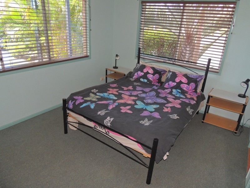 1/2 Tate Street, Agnes Water QLD 4677