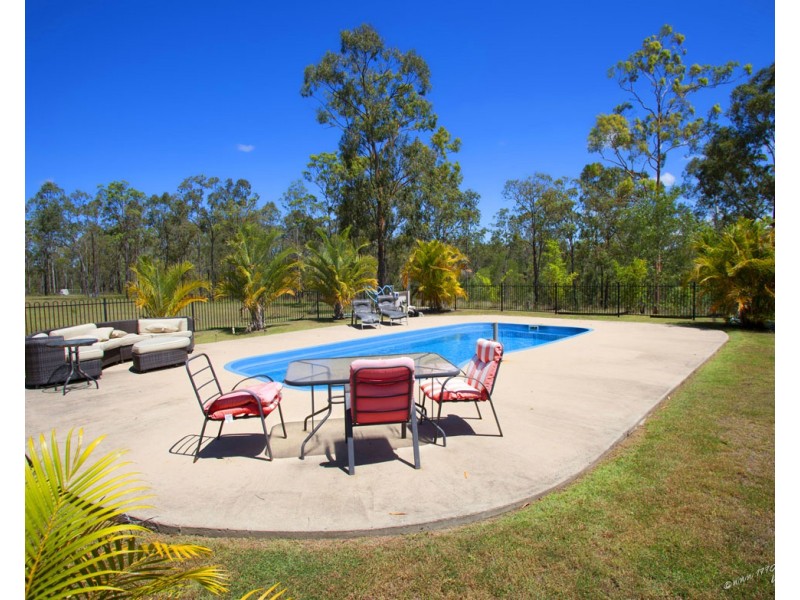 990 Round Hill Road, Captain Creek QLD 4677