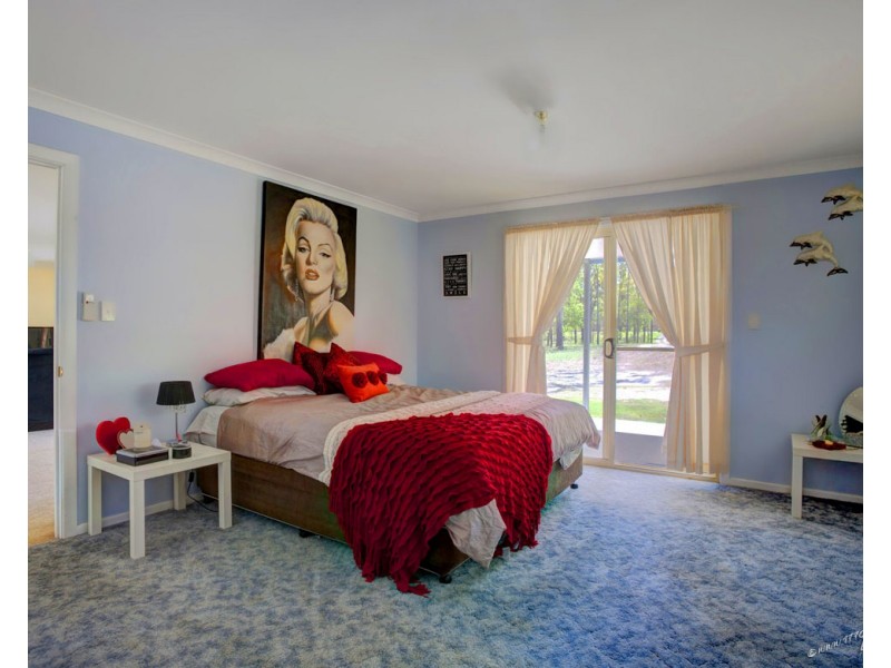 990 Round Hill Road, Captain Creek QLD 4677