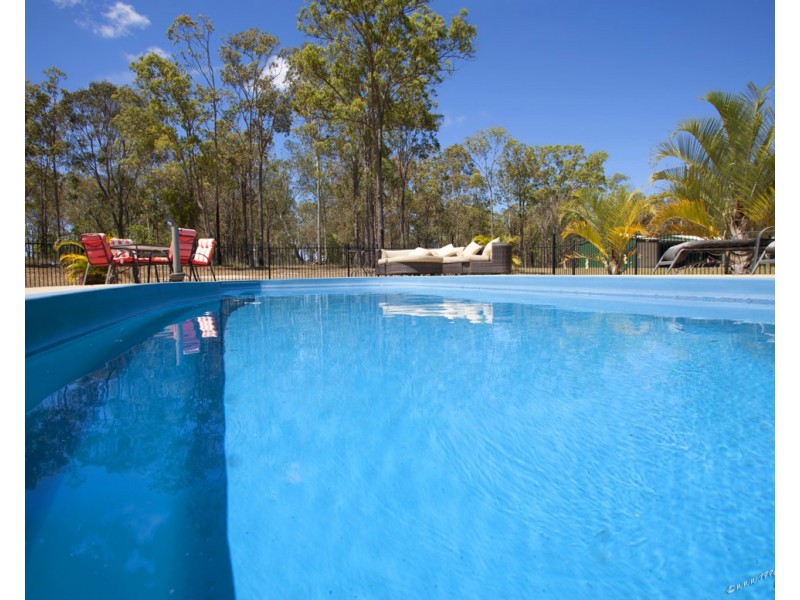 990 Round Hill Road, Captain Creek QLD 4677