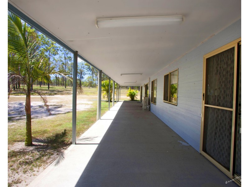 990 Round Hill Road, Captain Creek QLD 4677