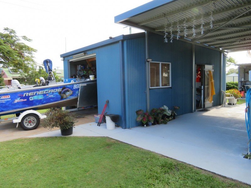 11 Island View Drive, Winfield QLD 4670