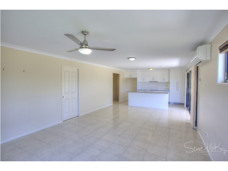 1 Bayview Close, Agnes Water QLD 4677