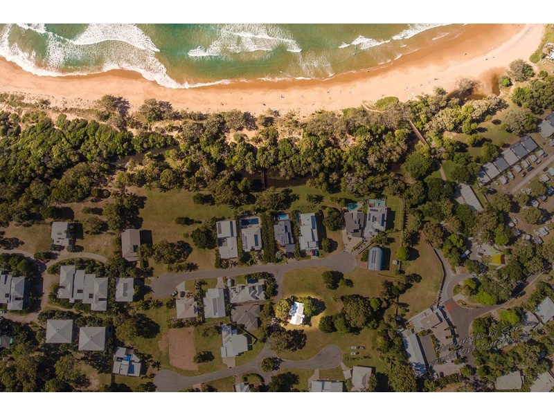 39 BEACH HOUSES ESTATE RD, Agnes Water QLD 4677