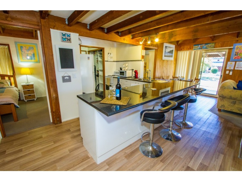 16 Grahame Colyer, Agnes Water QLD 4677