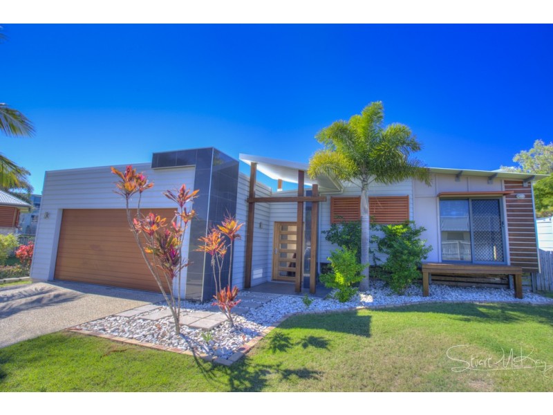 24 Marine Parade, Agnes Water QLD 4677