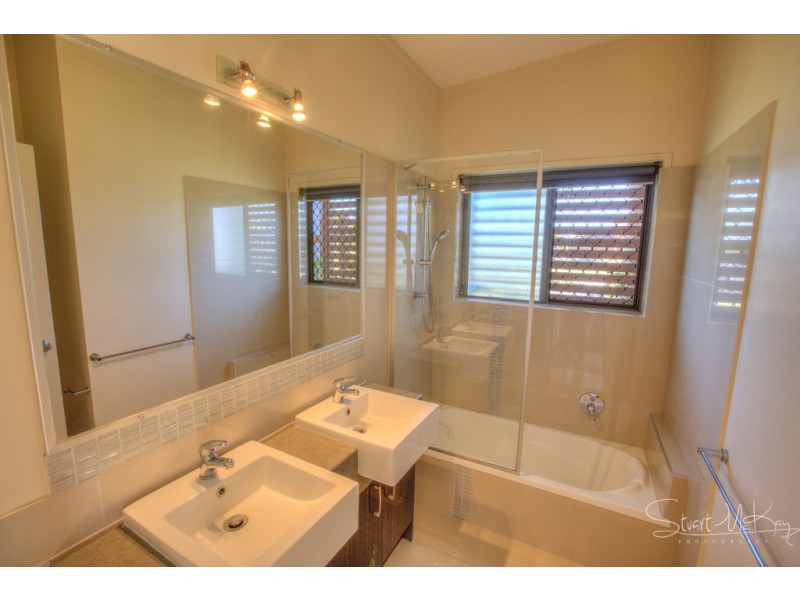 24 Marine Parade, Agnes Water QLD 4677