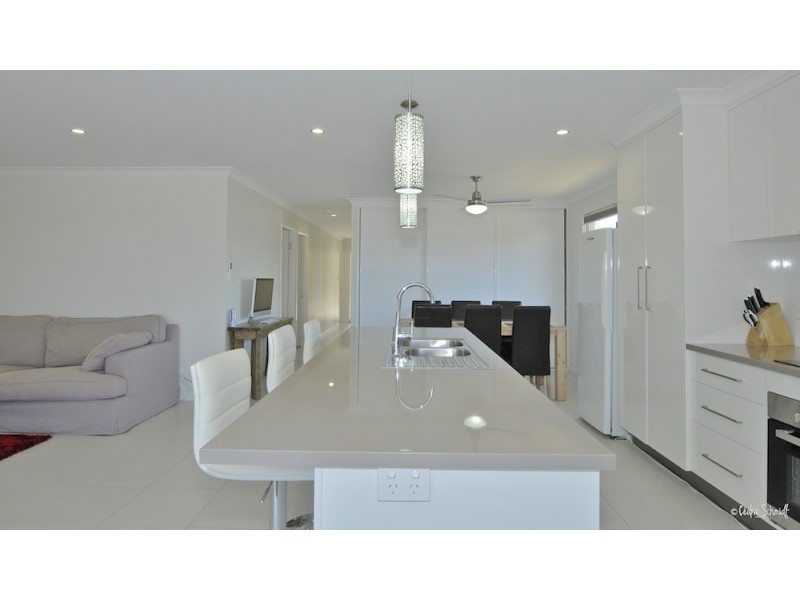 5 Solander Close, Agnes Water QLD 4677